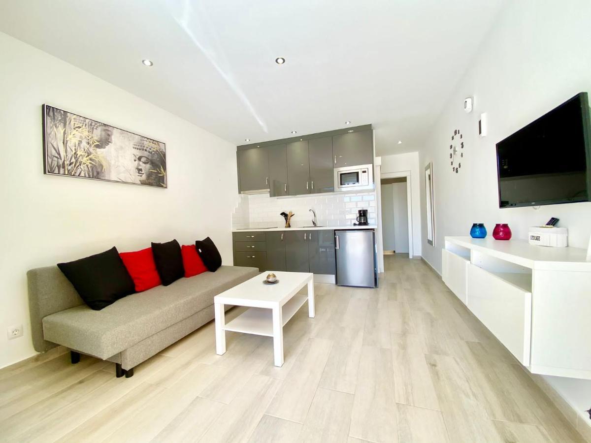 Maraverde Holiday Apartment By Altamarhomes Адехе Екстериор снимка
