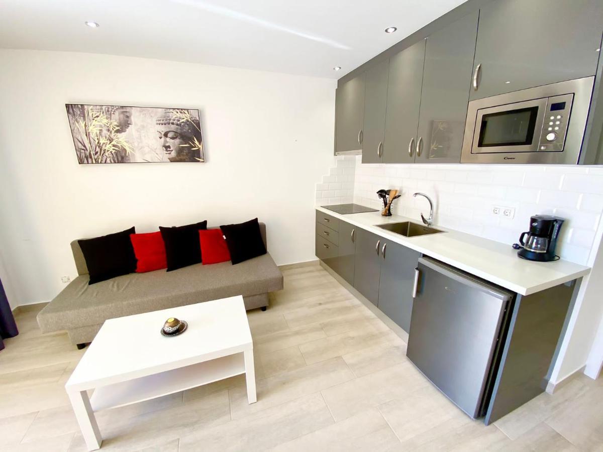 Maraverde Holiday Apartment By Altamarhomes Адехе Екстериор снимка